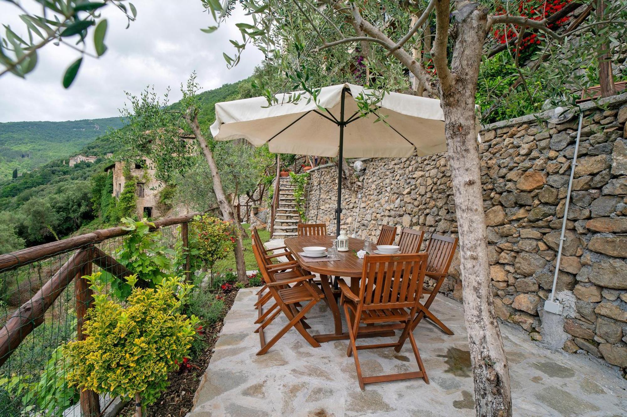 Agriturismo U' Spigu Nonna Annetta Nasino Exterior photo